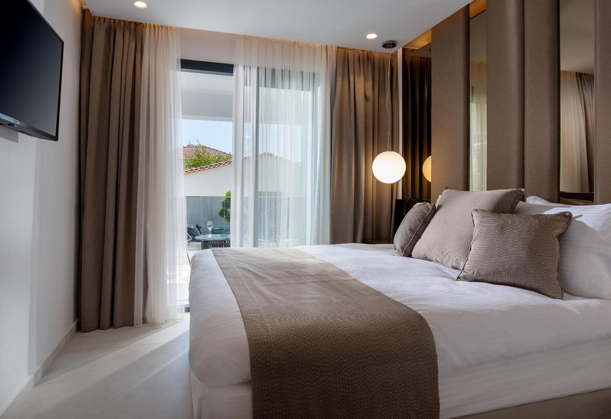 Aparthotel Alexandrion Down Town